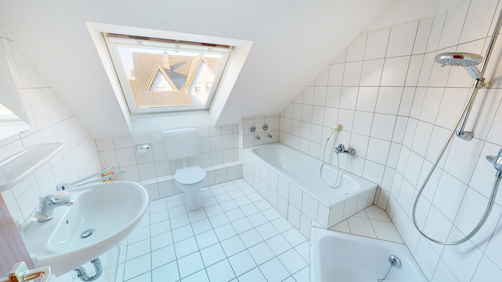 Euskirchen! 3-Zi.-Mietwohnung mit Dachterrasse und TG-Stellplatz in ruhiger Lage! (SN 5048) - Foto 4